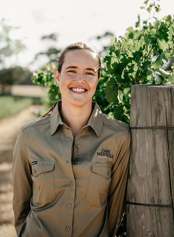 ANNABEL ANGLAND Viticulturist