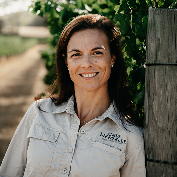 Link to Coralie Lewis - Senior Winemaker